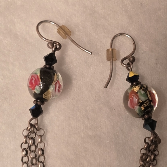 Ornate glass earrings - Picture 3 of 4